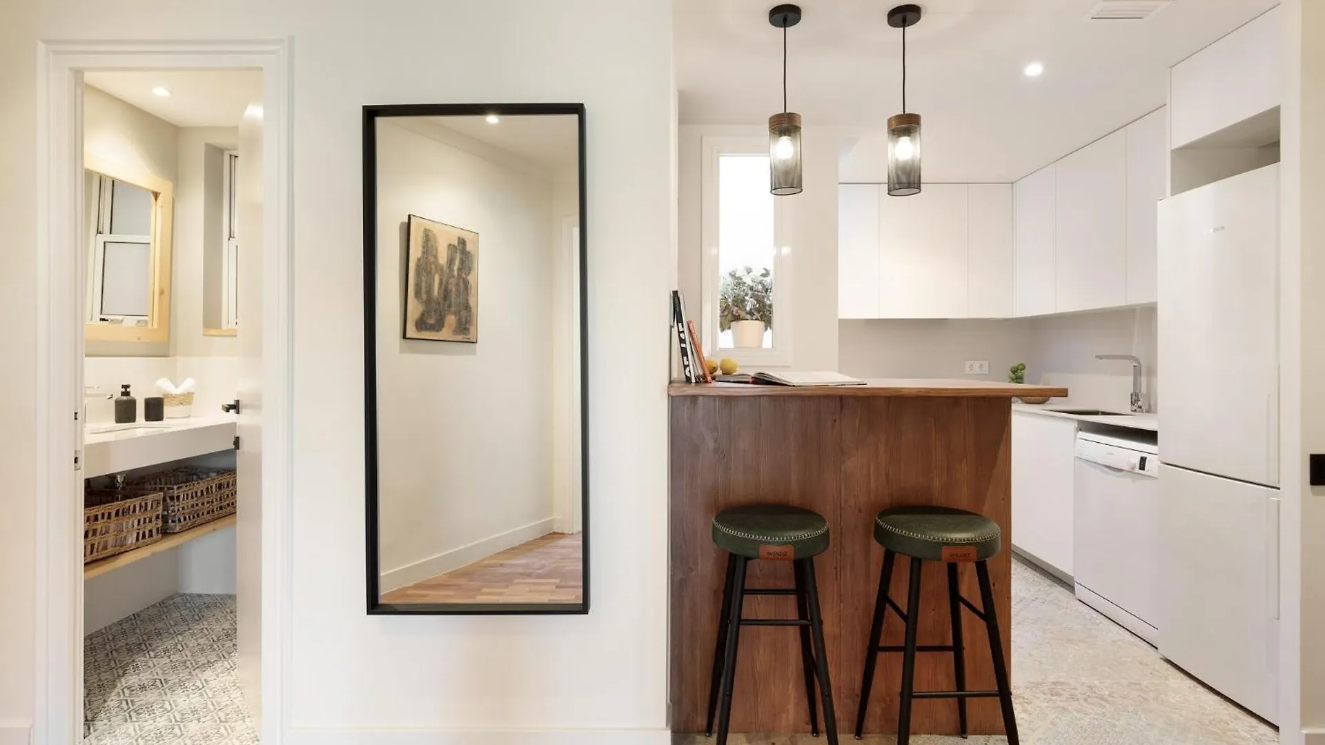 Enjoy Apartments La Riera Principal Barcelona Spain