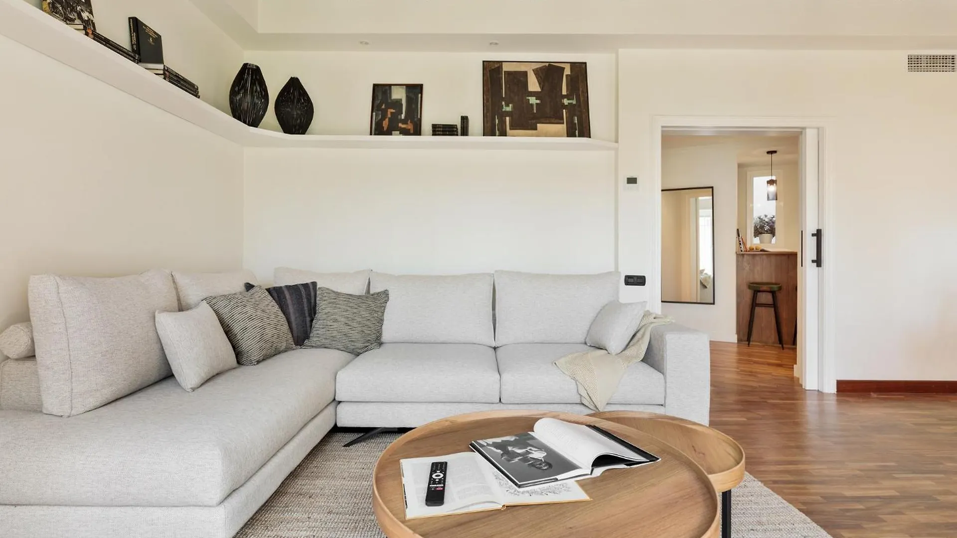 Enjoy Apartments La Riera Principal Barcelona Spain